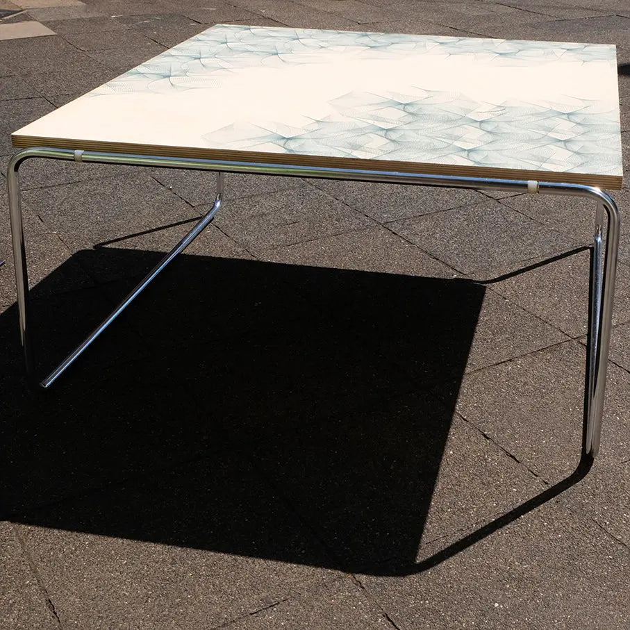 Grafik YAGEMEDIA Wohnzimmertisch „BLÜTE“ die Raumtapeterie