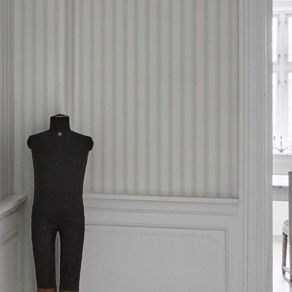 Gustav: Tapete mit Streifen Sandberg Wallpaper