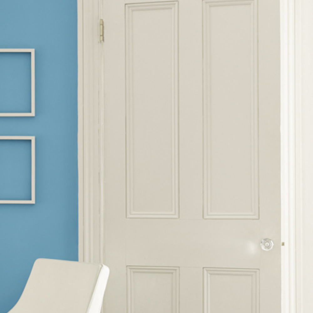 Farbe von Little Greene Slaked Lime – Warmes Kreideweiß mit zeitloser Note