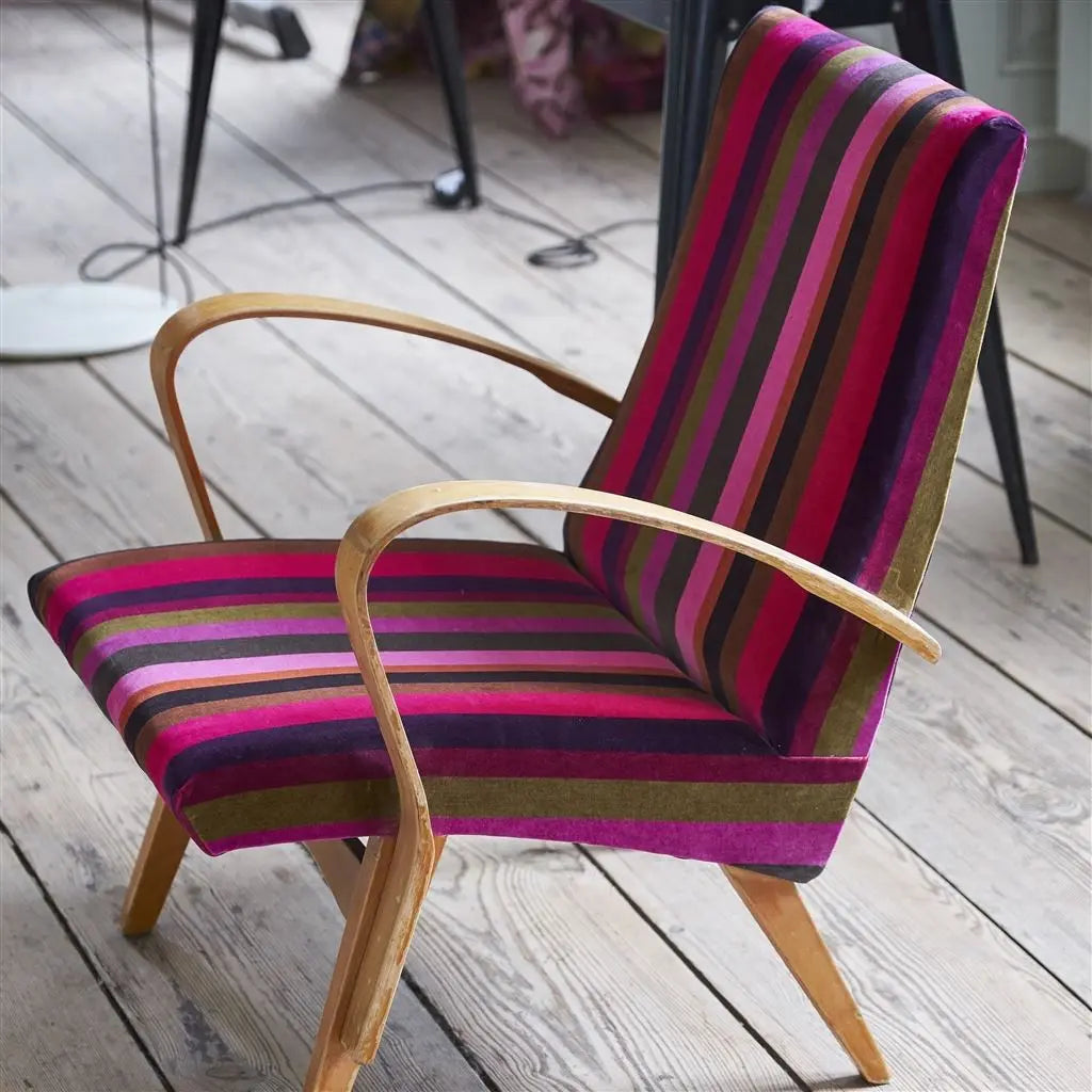 Polsterstoff von Designers Guild: Varese Lambusa Samtvelours Designers Guild