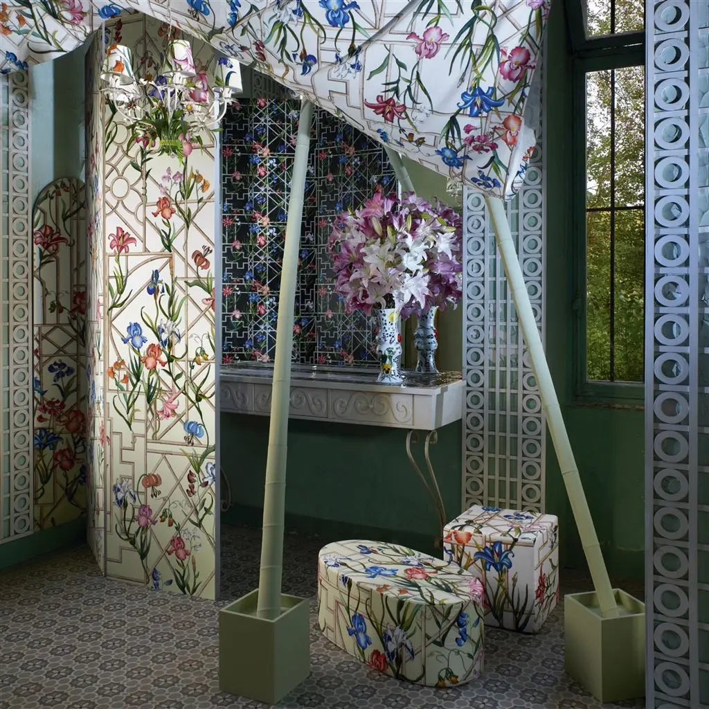 Tapete mit Bambus von Christian Lacroix: Fretwork Garden Panoramic Designers Guild