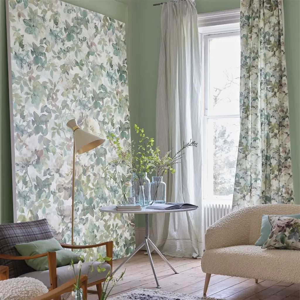 Tapete von Designers Guild: Thelmas Garden Celadon Designers Guild