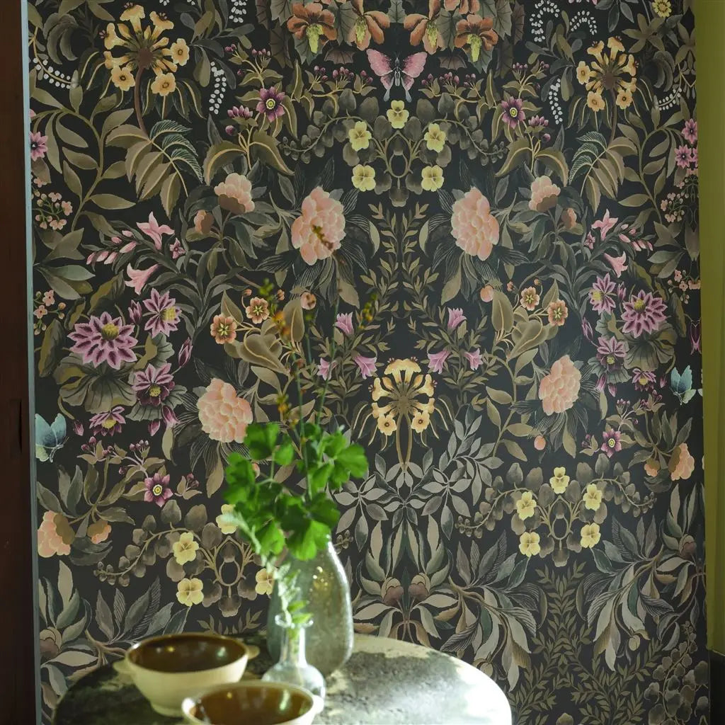 Wandbild- Tapete von Designers Guild: Ikebana Grande Chocolate Designers Guild