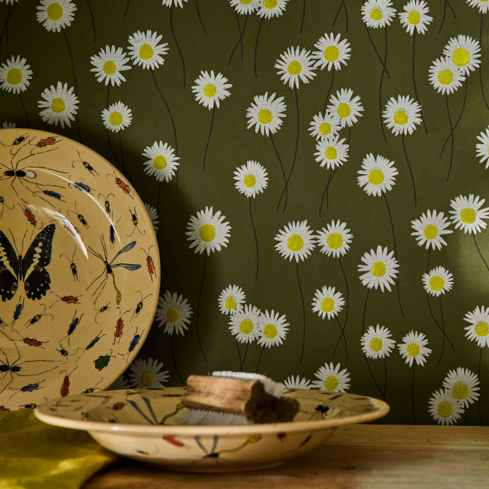 Moon Daisies – Tapete mit Gänseblümchen & Flock (Oxe-Eye Daisy) - Raumtapeterie