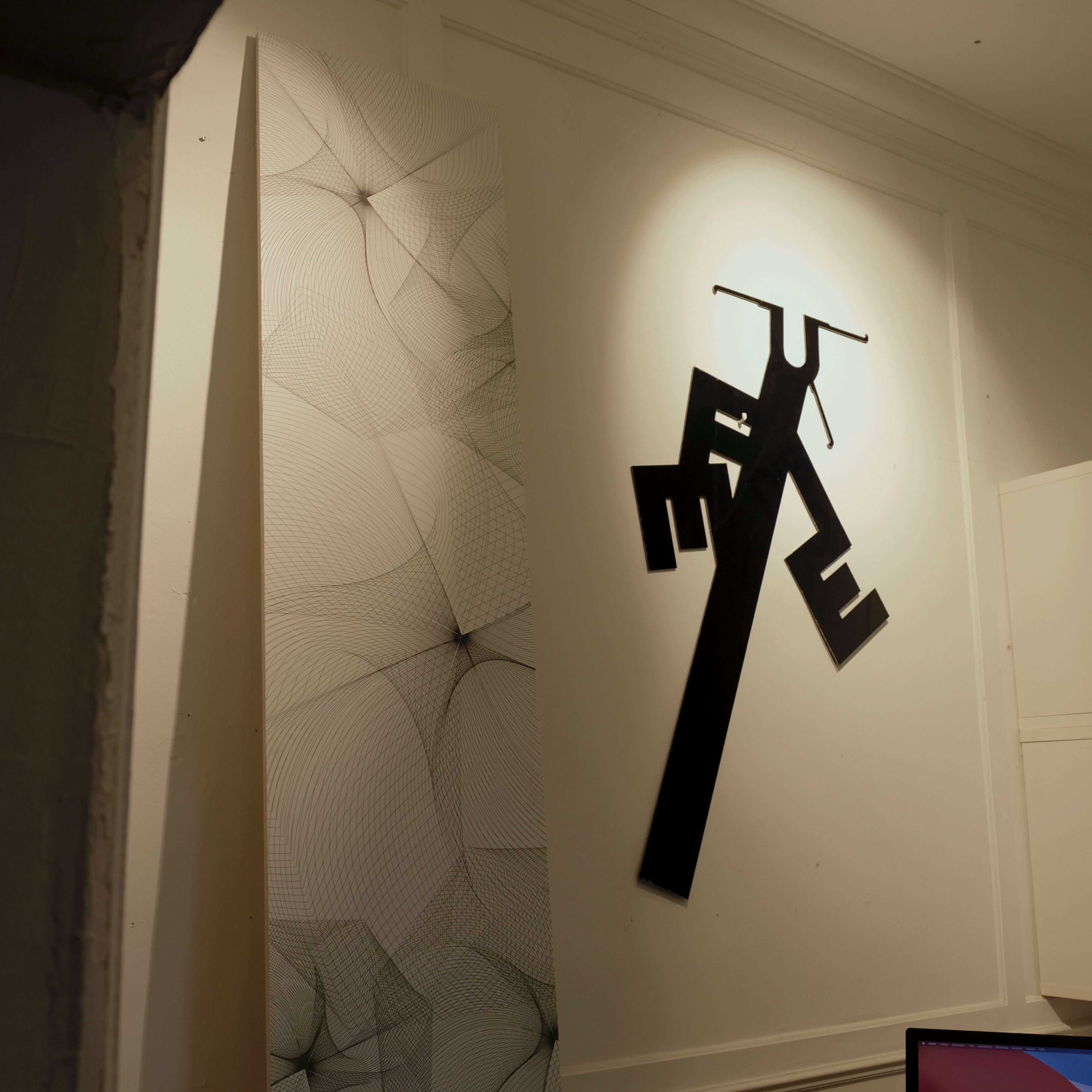 yagemedia_Bluete_Eleganz und Kunst in perfekter Harmonie - Raumtapeterie