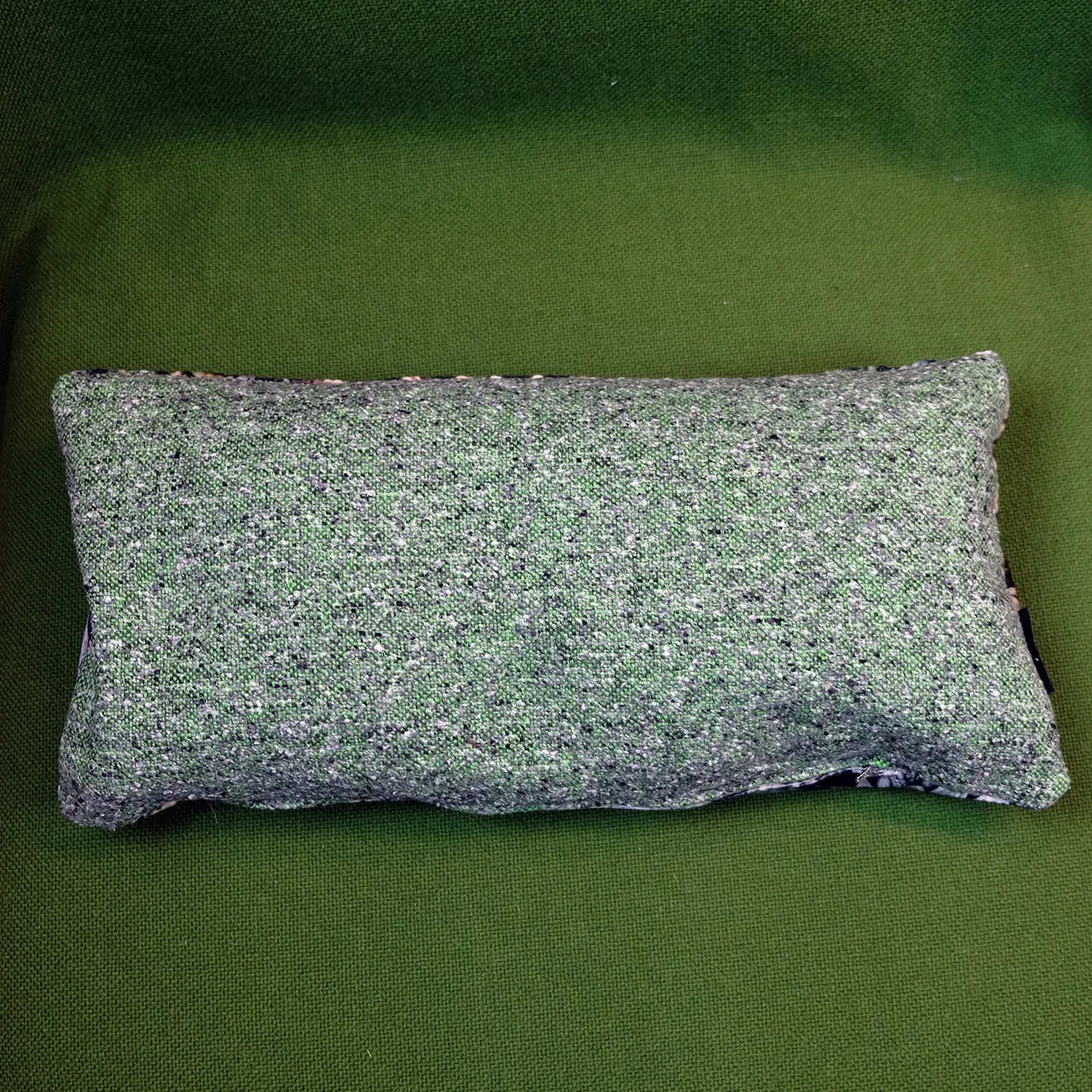 Studio Manikks - Kissen „Daria” die Raumtapeterie