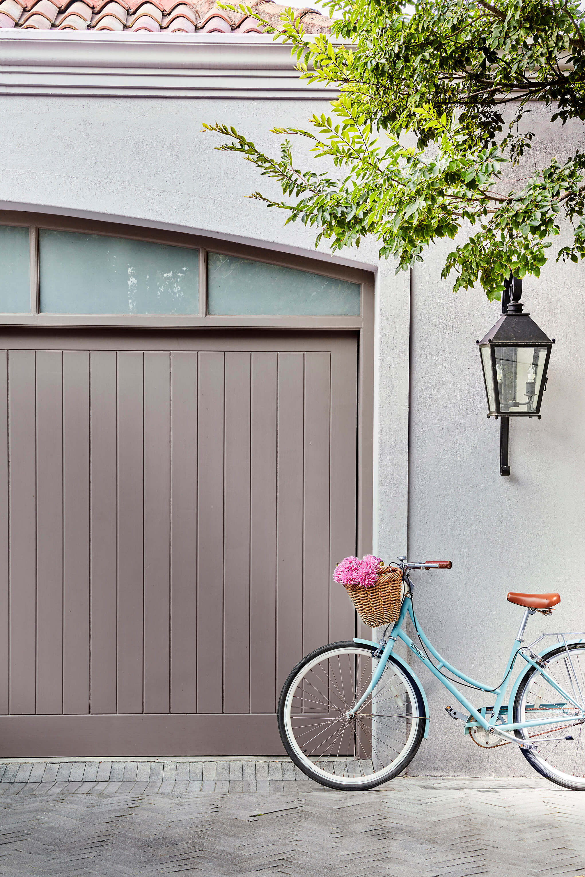 Farbe Dolphin ™ (246) Ein mildes, mittleres Grau mit leicht blauem Unterton