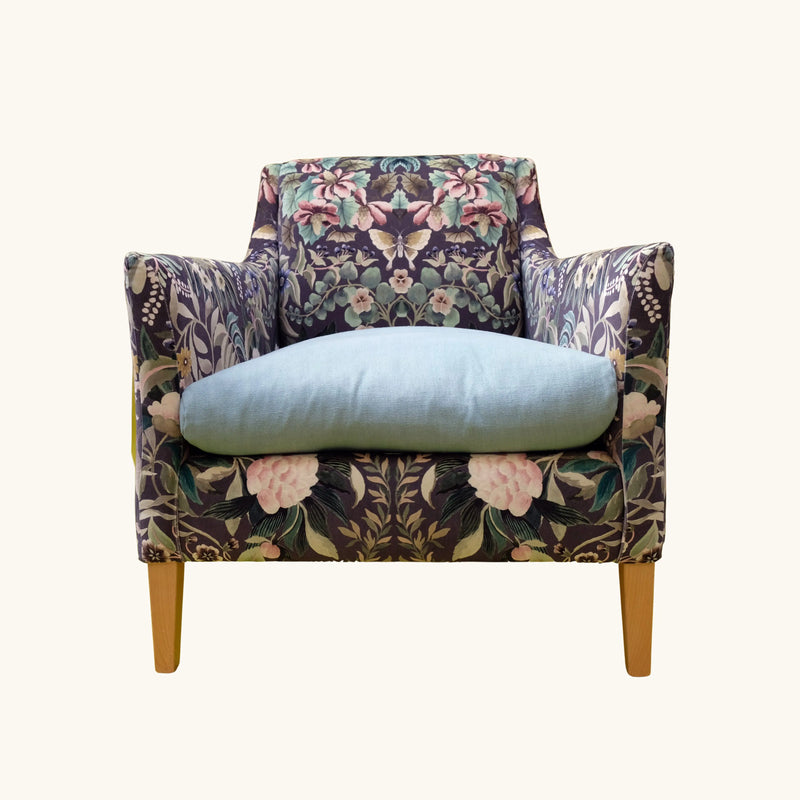 Kleiner, bequemer und gutaussehender Sessel »Milan« von Designers Guild Raumtapeterie
