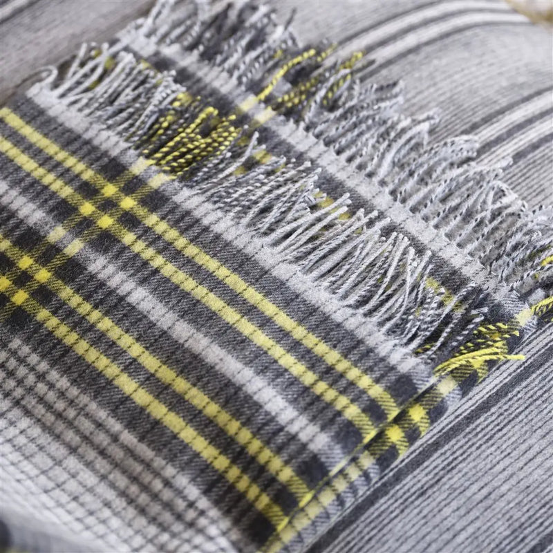 Sofadecke von Designers Guild: Delamere Graphite Designers Guild