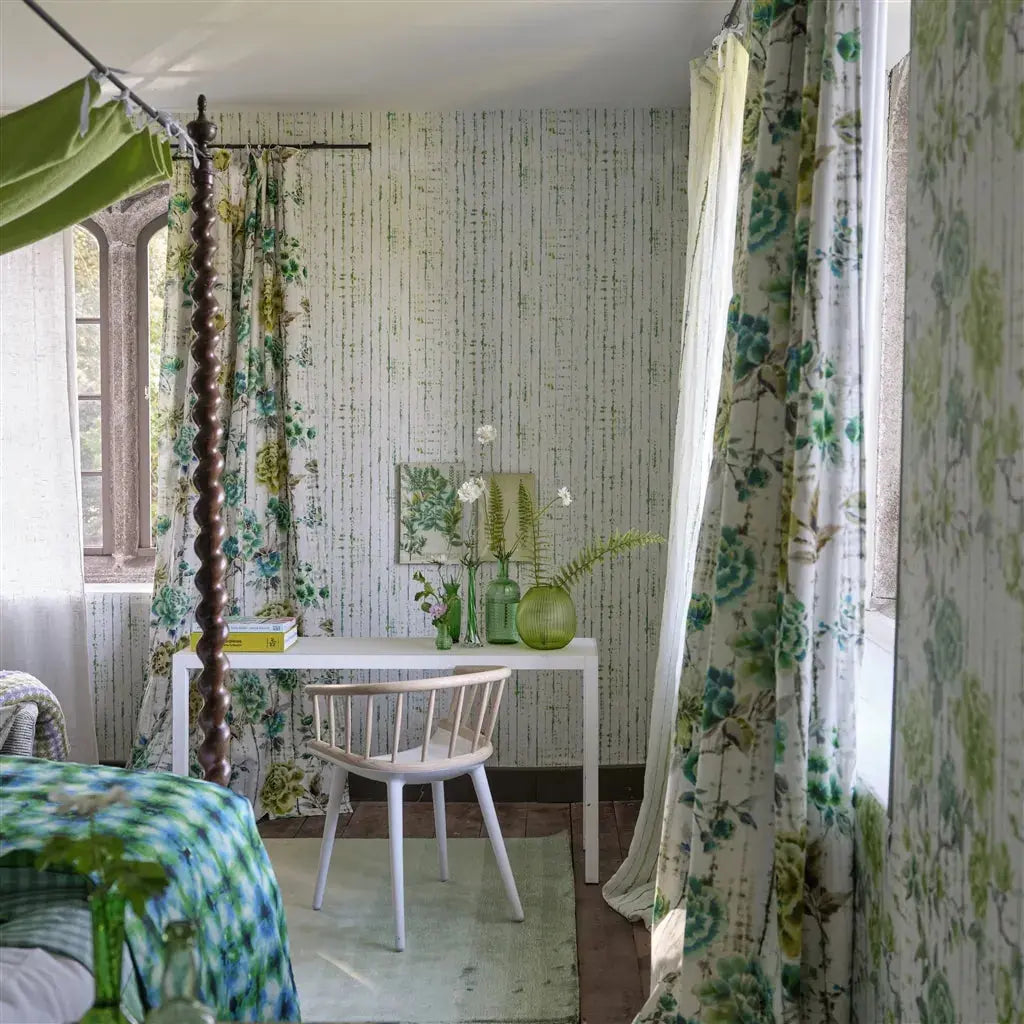 Tapete mit Batik von Designers Guild Shiwa Designers Guild