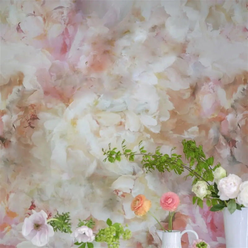 Tapete von Designers Guild: Fleur De Nuit Pale Coral Designers Guild